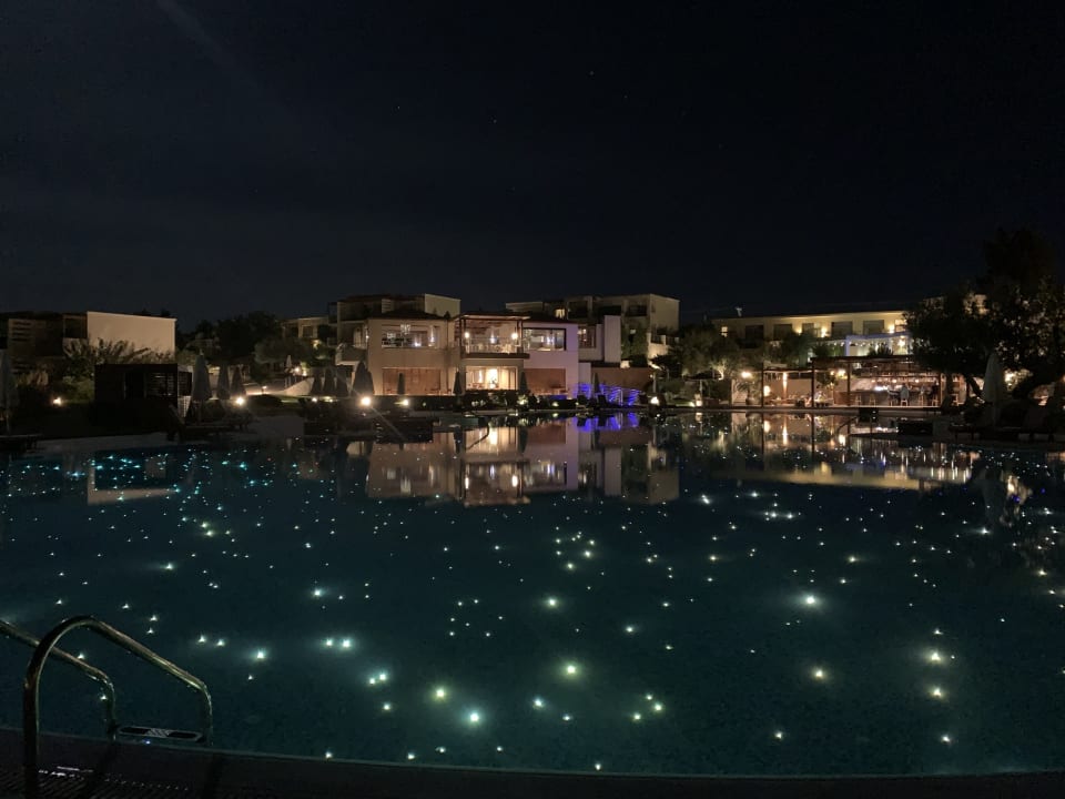Pool SENTIDO Port Royal Villas & Spa