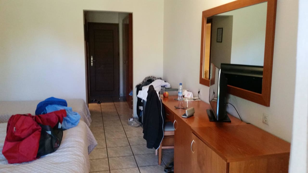 Blick ins Zimmer Porto Bello Beach