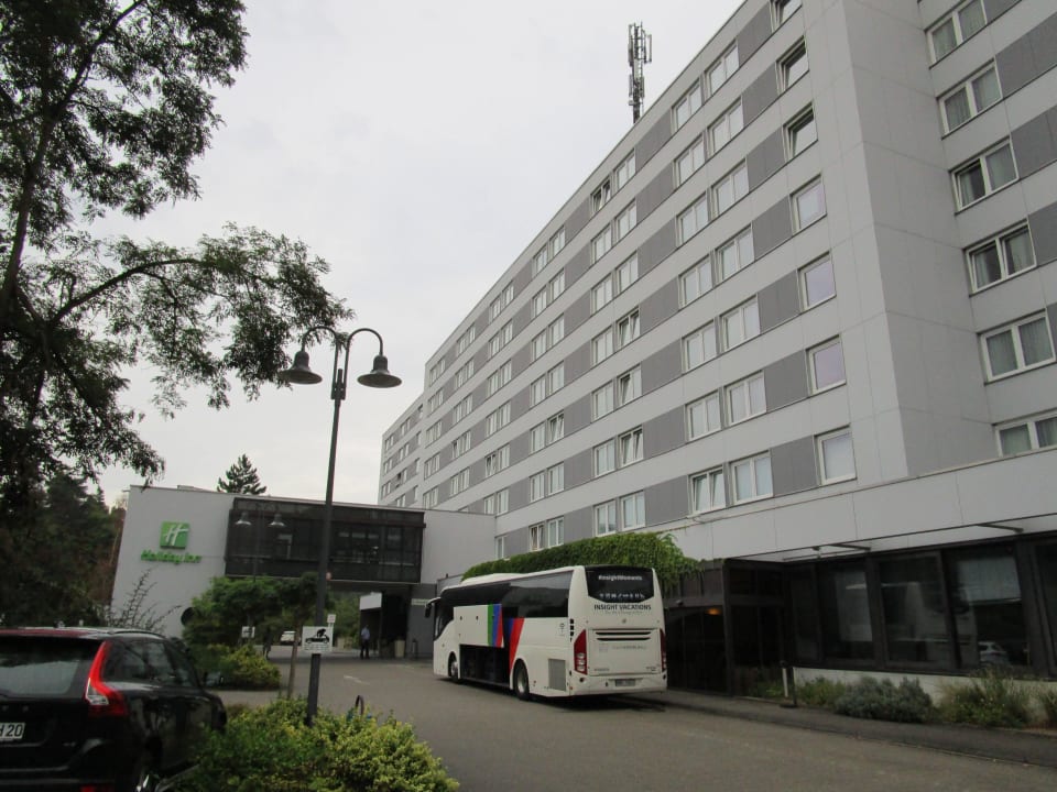 Zufahrt Leonardo Hotel Frankfurt City South