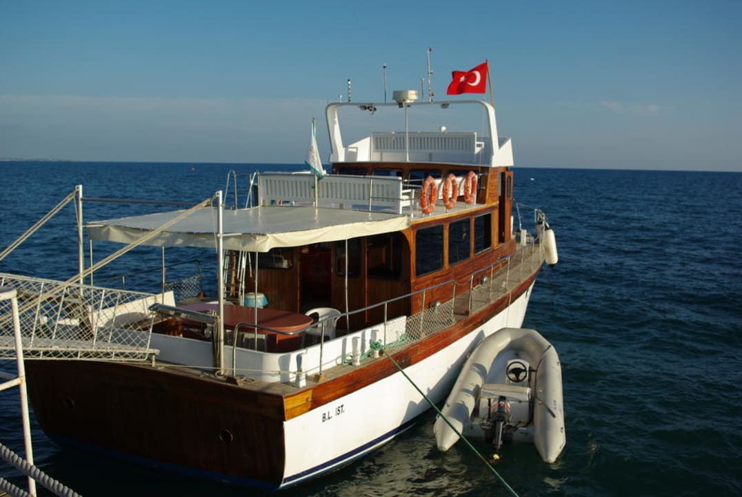 Das Boot des Hotels Hotel Turan Prince