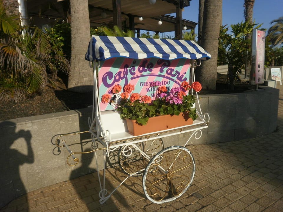 Cafe de Paris Hotel Faro, a Lopesan Collection Hotel