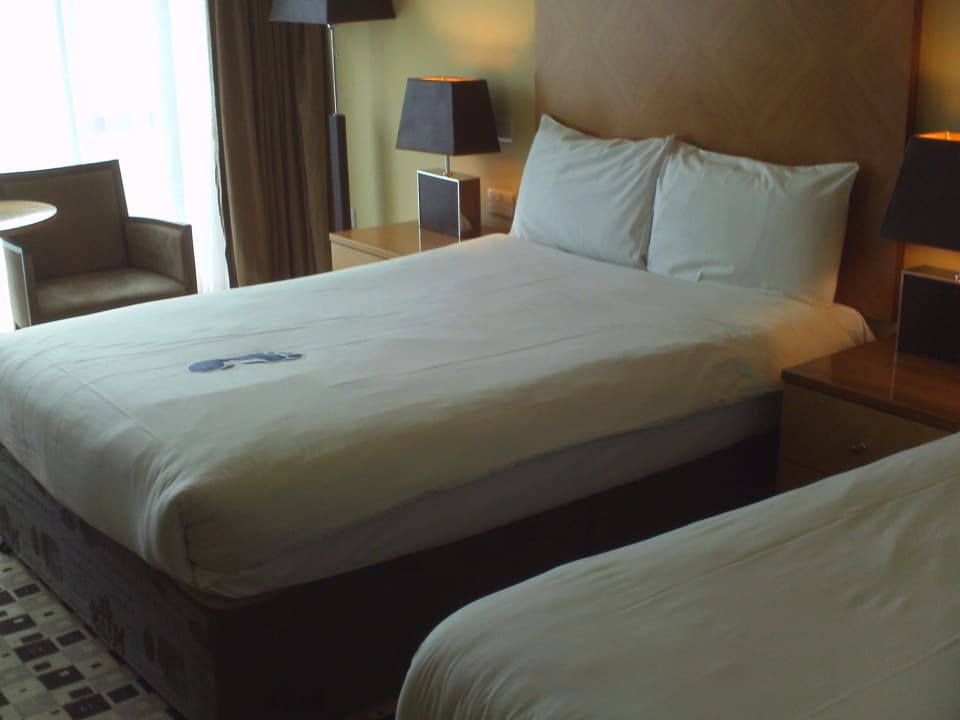 3 Bettzimmer The Connacht Hotel