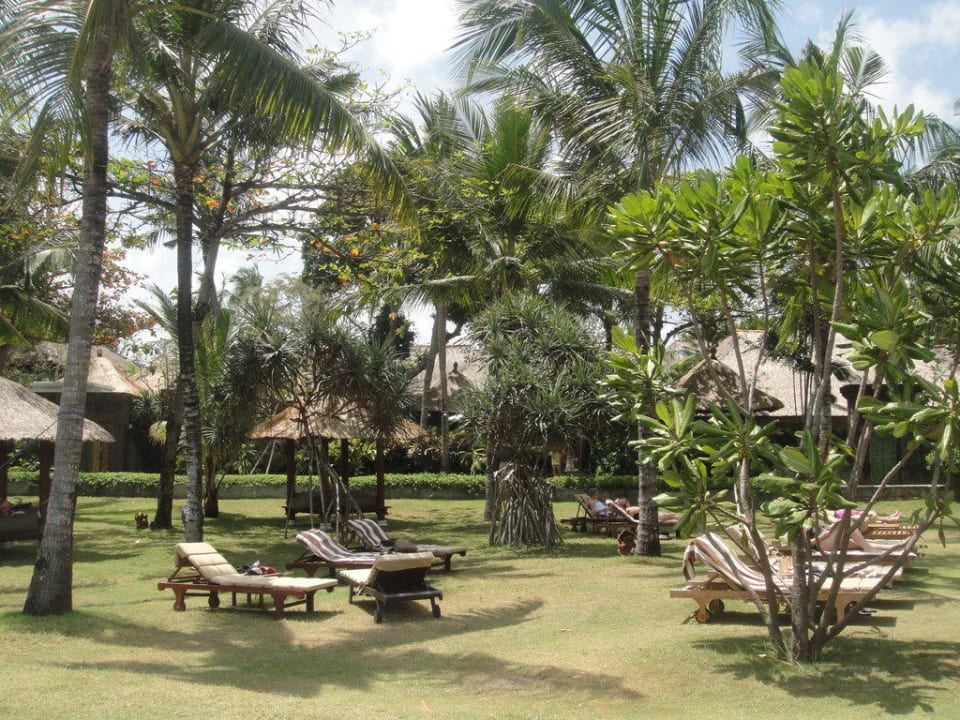 Near the see The Royal Beach Seminyak Bali - MGallery Collection