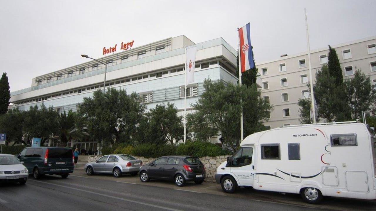 Street view Hotel Lero
