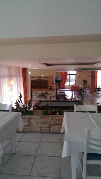 Durchgang Lobby Hotel Esperia