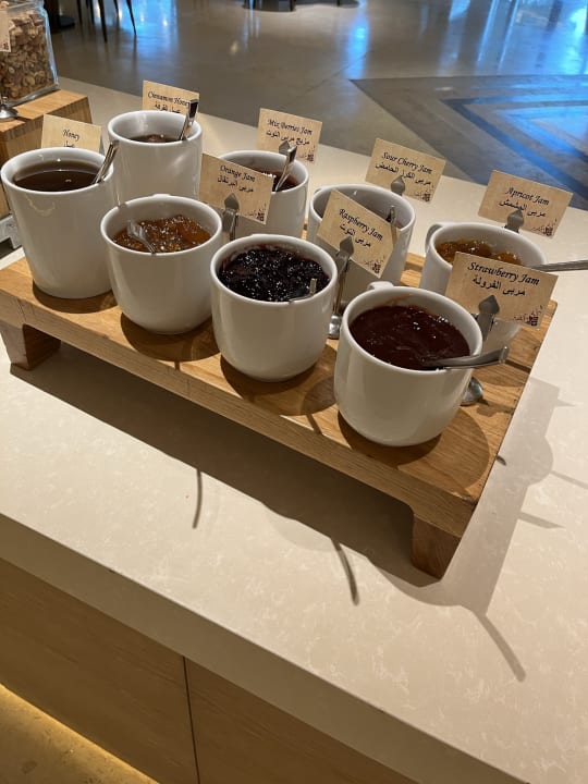 Gastro Saadiyat Rotana Resort &  Villas