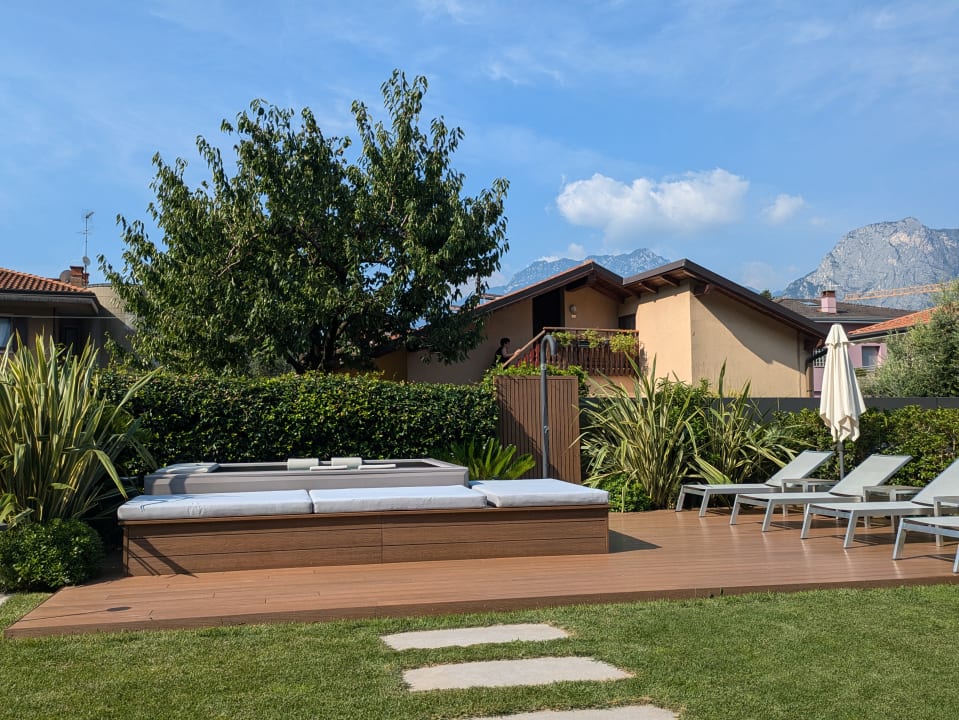 Pool Hotel Villa Alberta