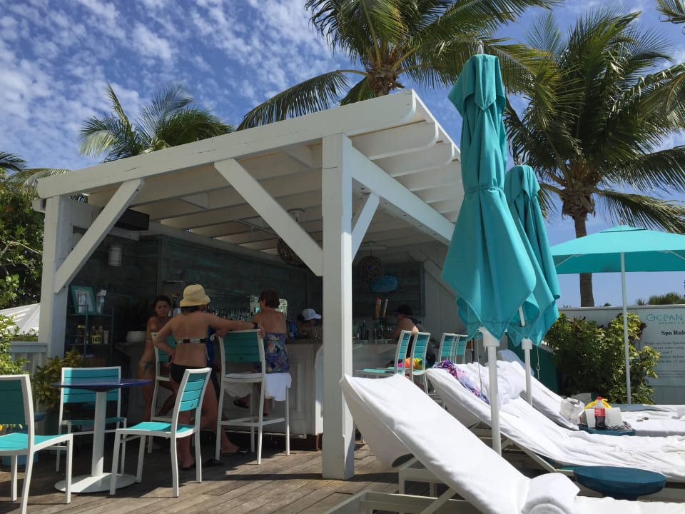 Poolbar Hotel Ocean Key Resort & Spa