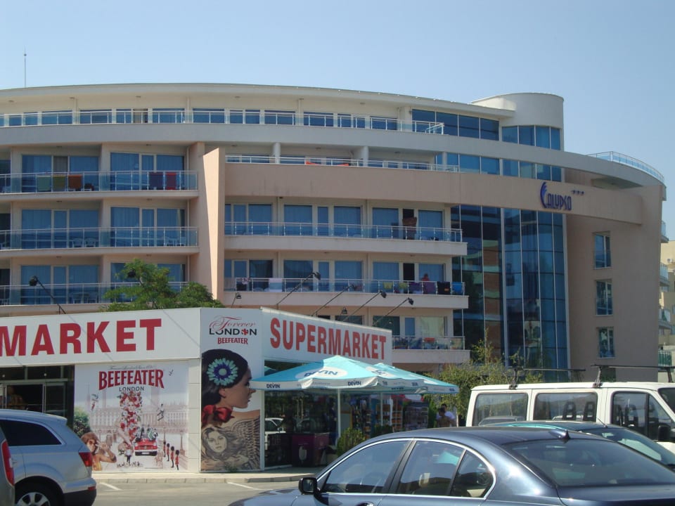 Hotel i supermarket Hotel Calypso