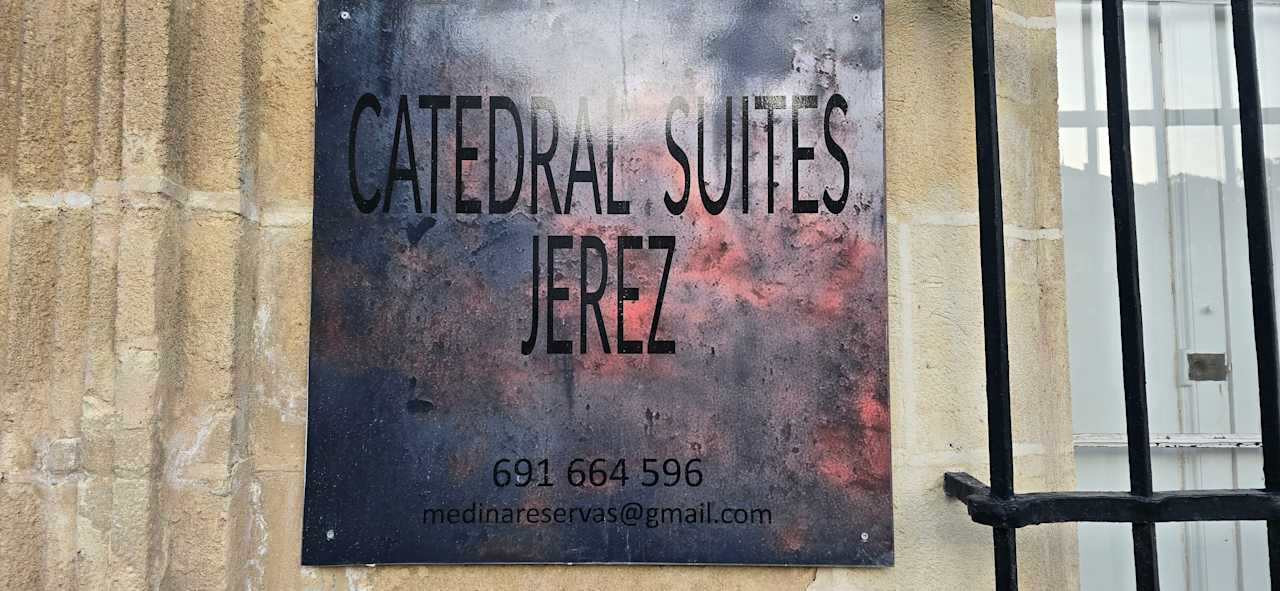 Außenansicht Catedral Suites Jerez