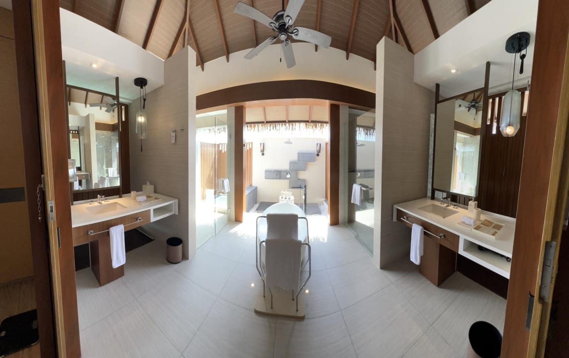 Zimmer Pullman Maldives Maamutaa - All-Inclusive Resort - 50% off Domestic Transfers