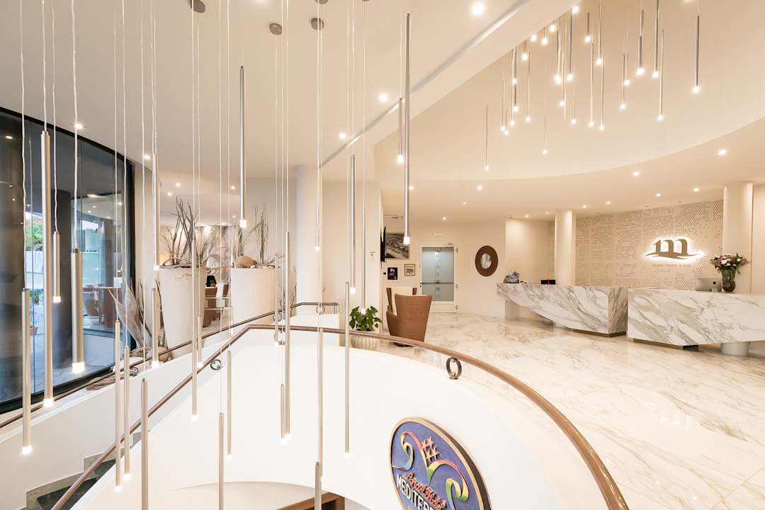 Lobby Mediterranee Family Hotel & Spa