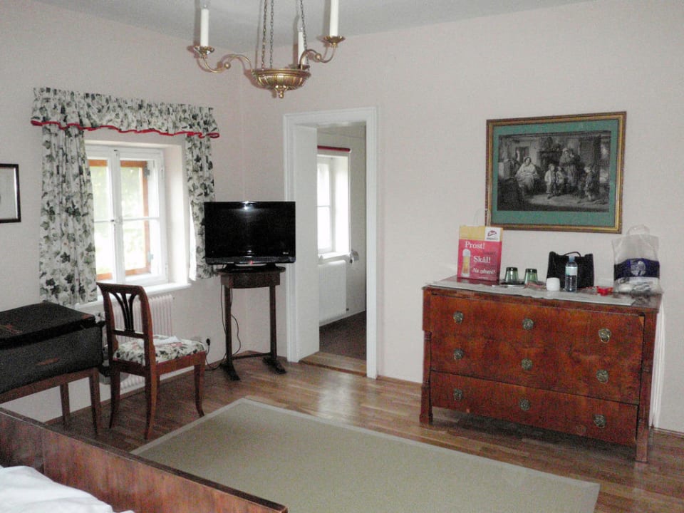 Liebevolle Zimmergestaltung Der Schlosswirt zu Anif - Biedermeierhotel & Restaurant