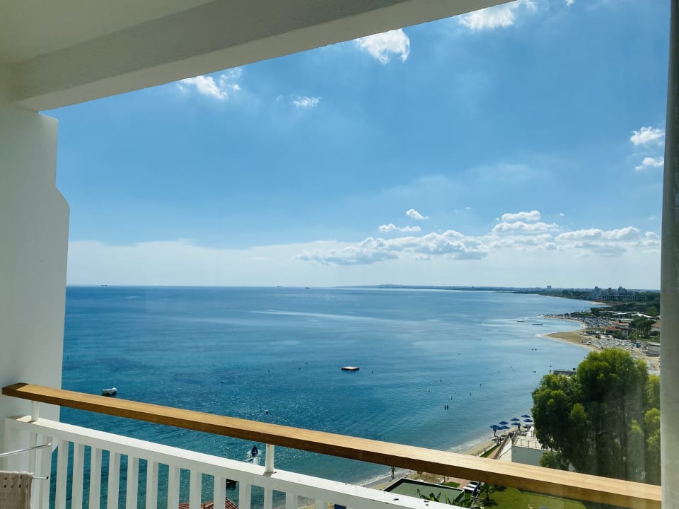 Ausblick Salamis Bay Conti Resort Hotel & Casino