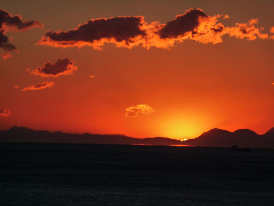 Sonnenuntergang vom Zimmer aus Adalya Ocean Deluxe