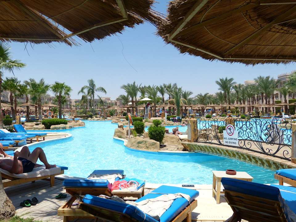 Poolanlage Pickalbatros Palace Resort