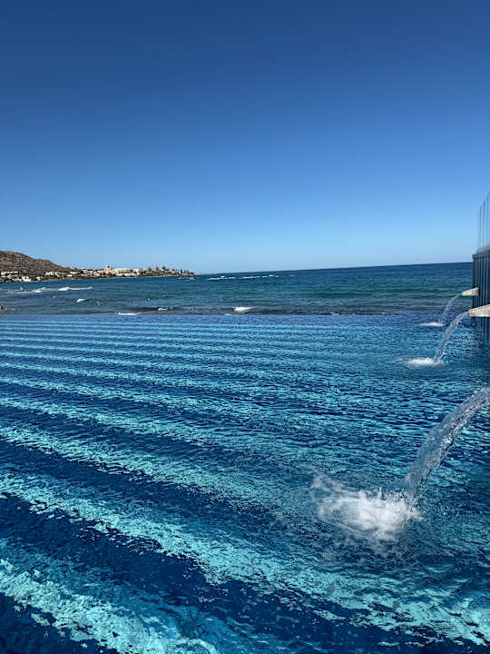 Pool I Resort Beach Hotel & Spa