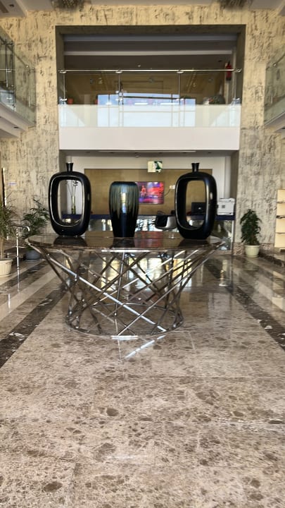 Lobby Gravity Hotel & Aquapark Sahl Hasheesh