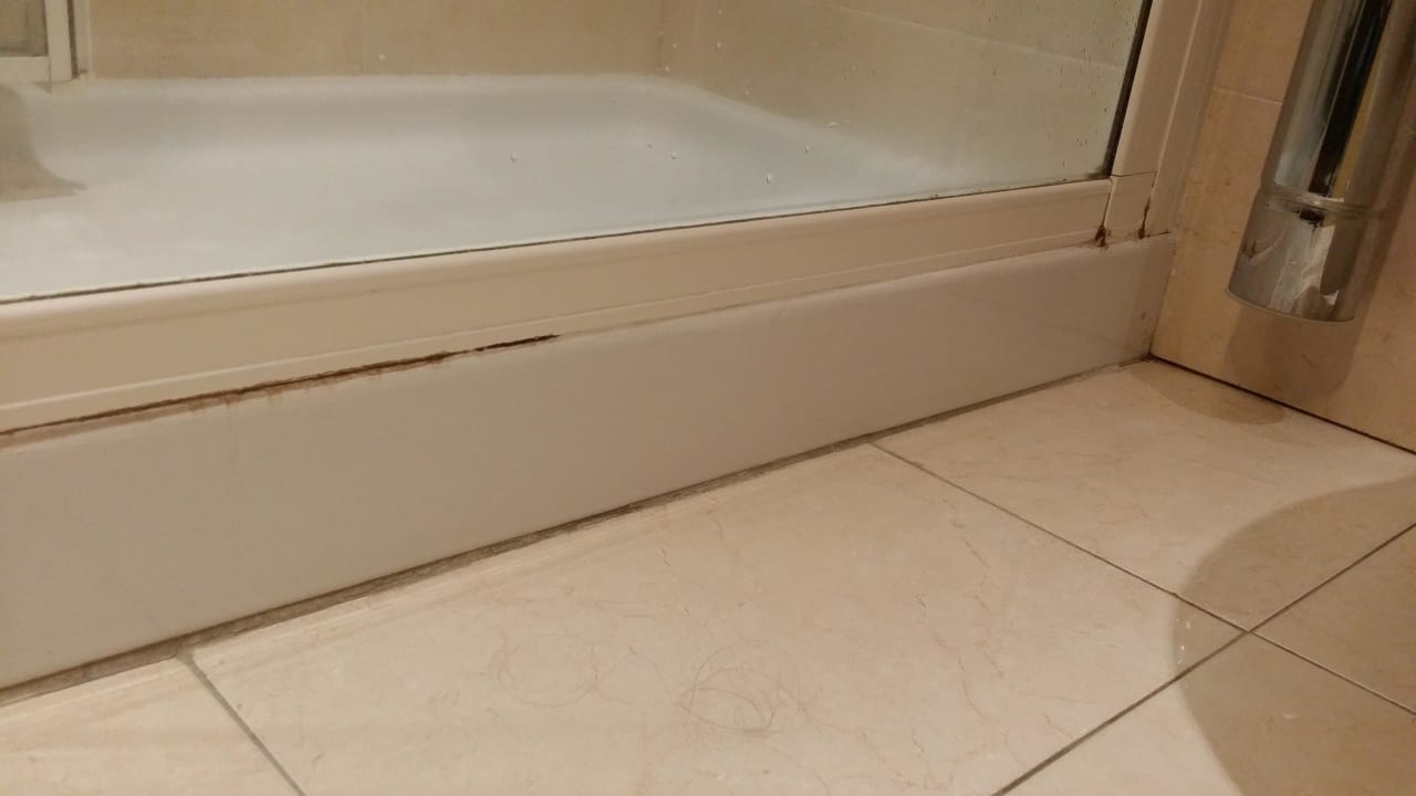 Eckeliger Anblick der Dusche Il Parco Degli Ulivi