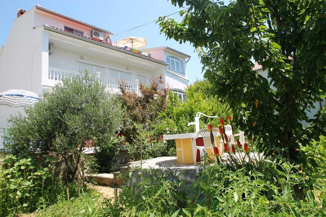 Außenansicht Ferienhaus Perkic 2 Wohnungen