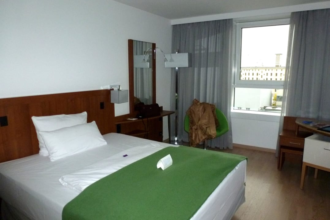 Bett Hotel NH Hamburg Altona