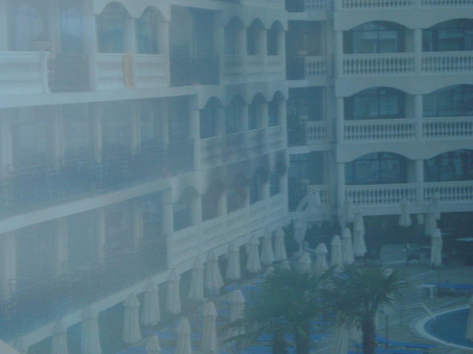 Nach dem Brand Chaika Beach & Spa Hotel