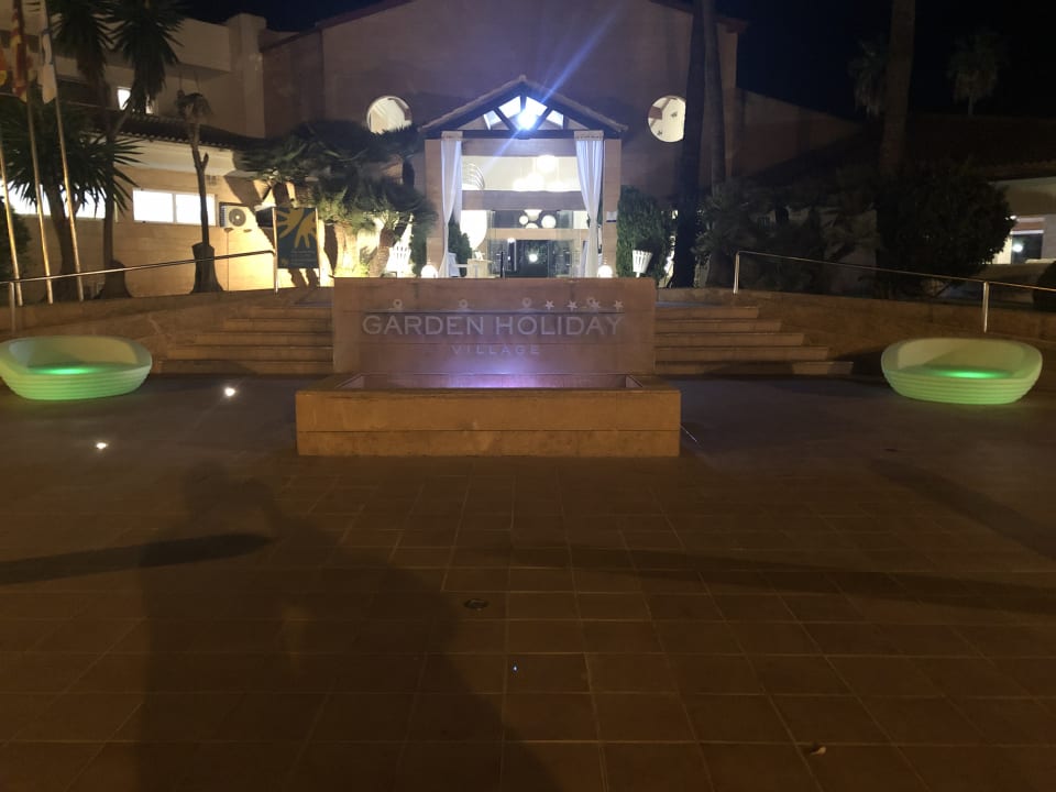 Lobby Garden Saladina