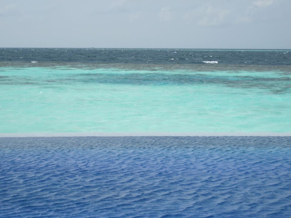 Aqua Pool Lily Beach Resort & Spa