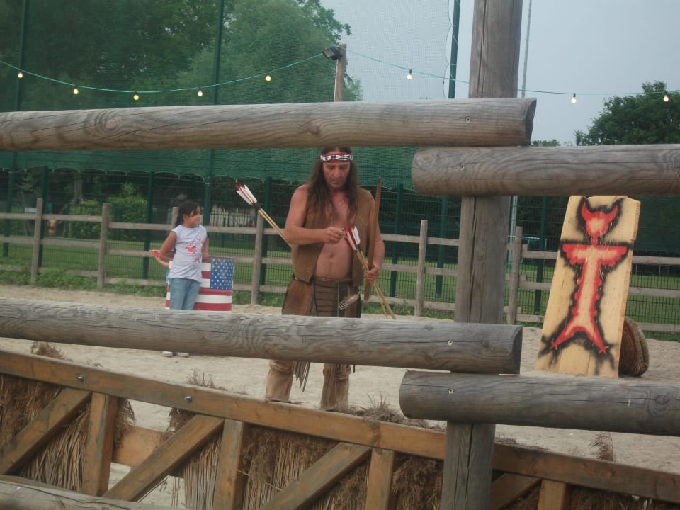 Indianershow Tipi Town Europa-Park