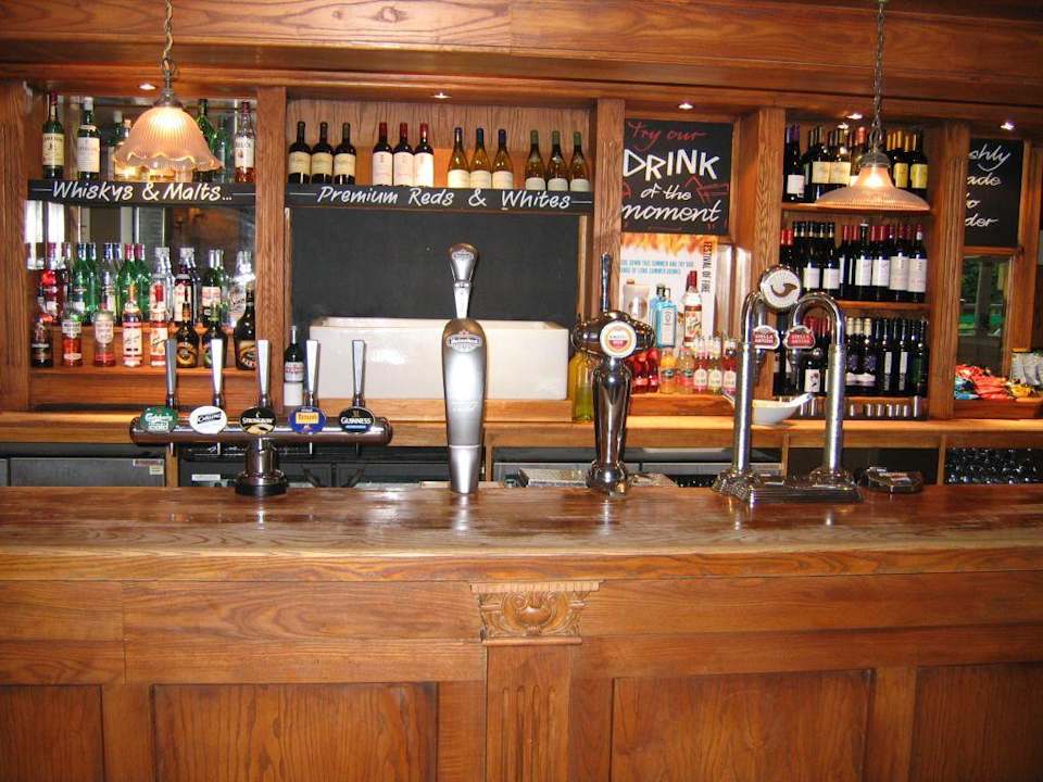 Barbereich Worplesdon Place Hotel