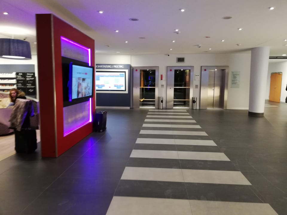 Lobby IntercityHotel Frankfurt Airport
