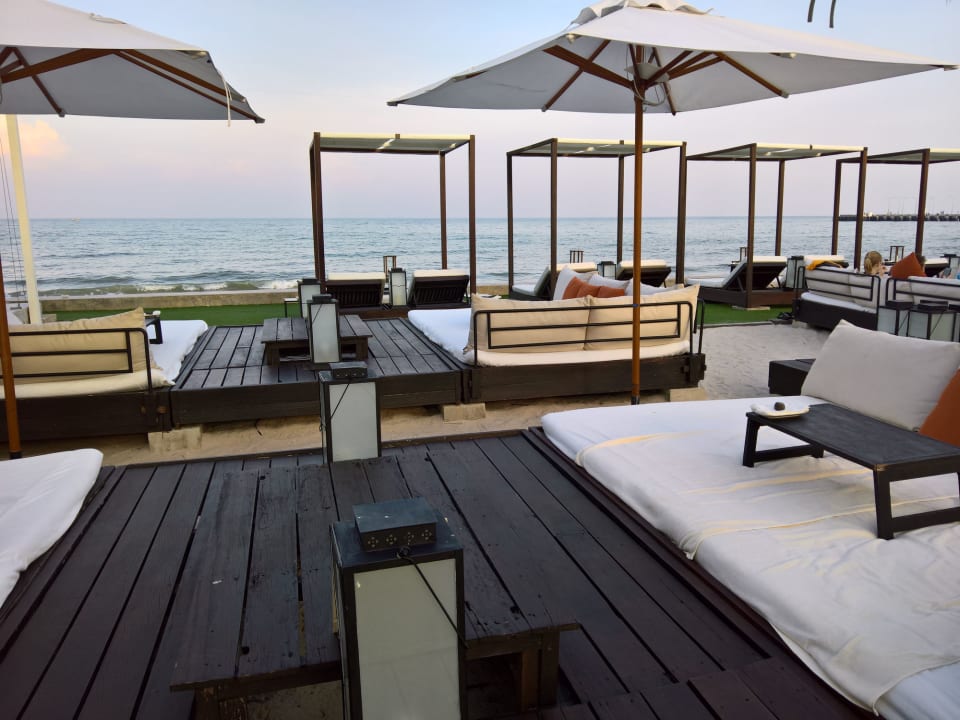 Strand Hotel Putahracsa Hua Hin