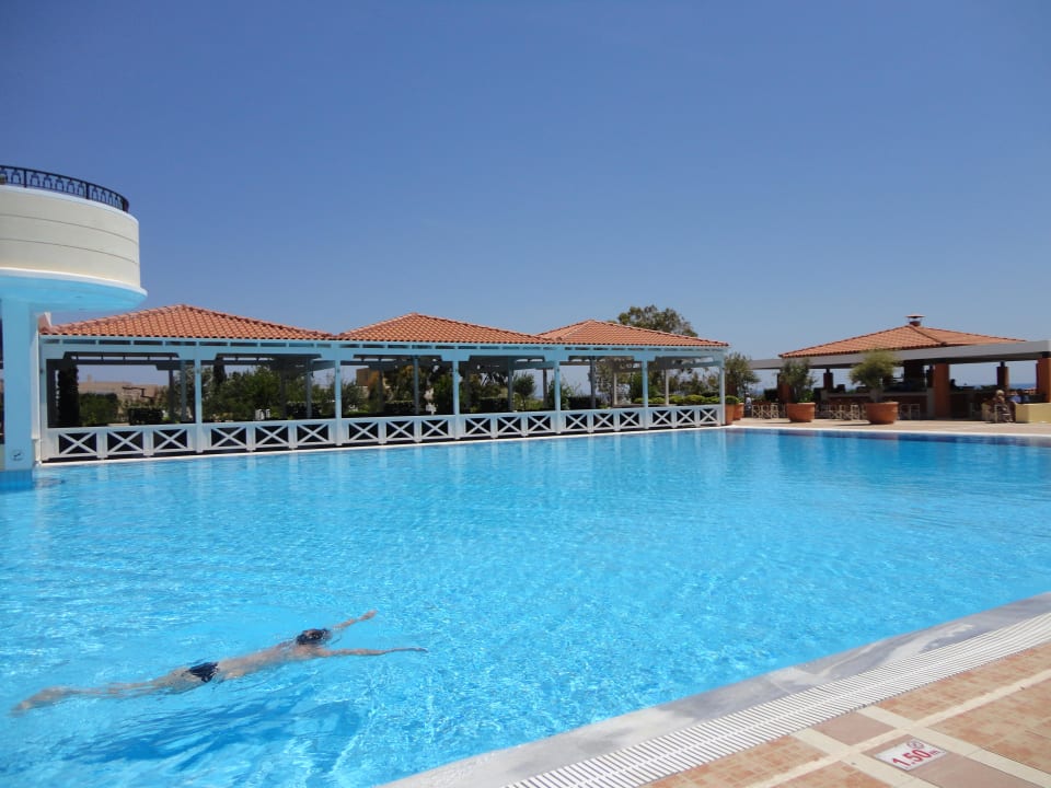 Basen Porto Bello Royal