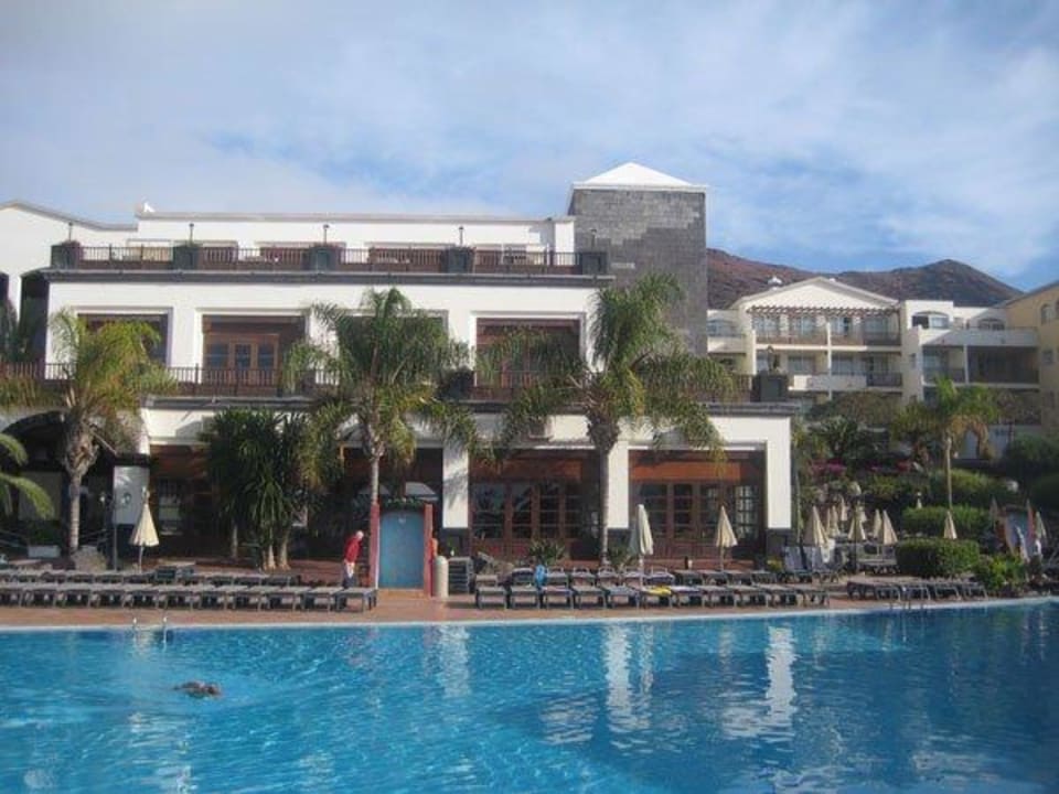 Blick von der Poolanlage H10 Rubicón Horizons Collection