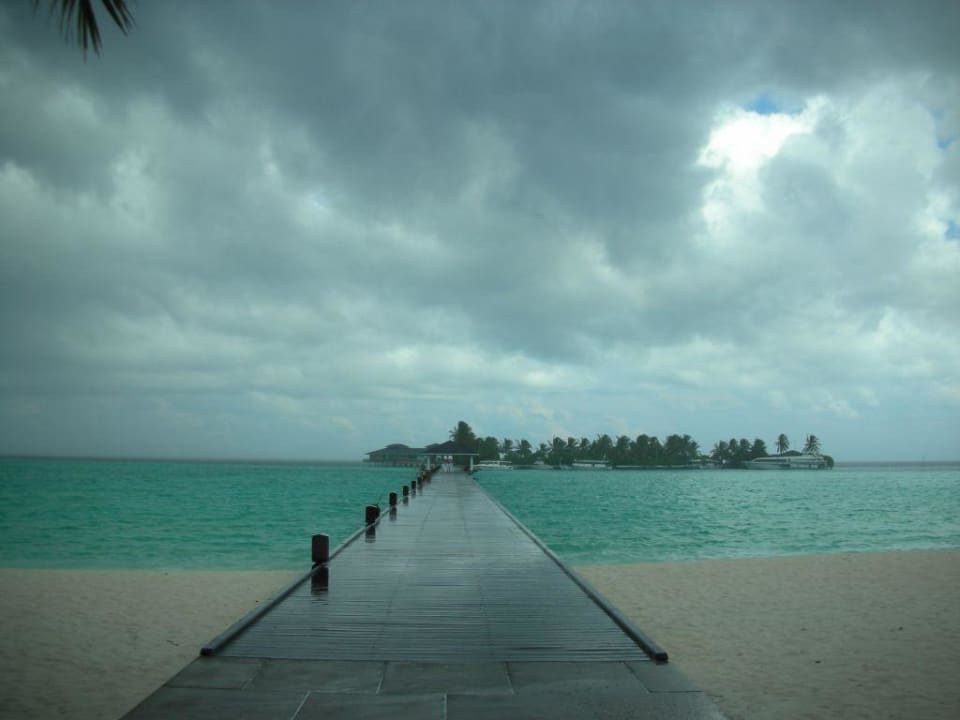 Гроза Villa Park Sun Island