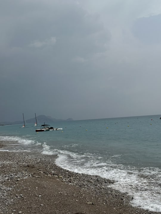 Strand Asterias Beach Resort