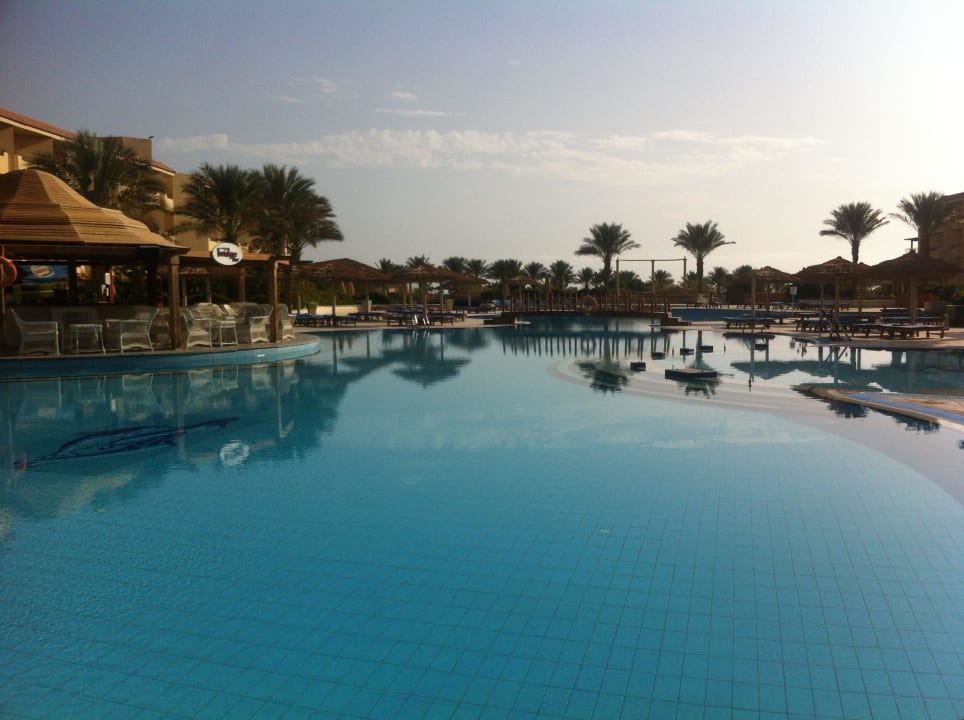 Swimming pool! Amwaj Beach Club Abu Soma Resort