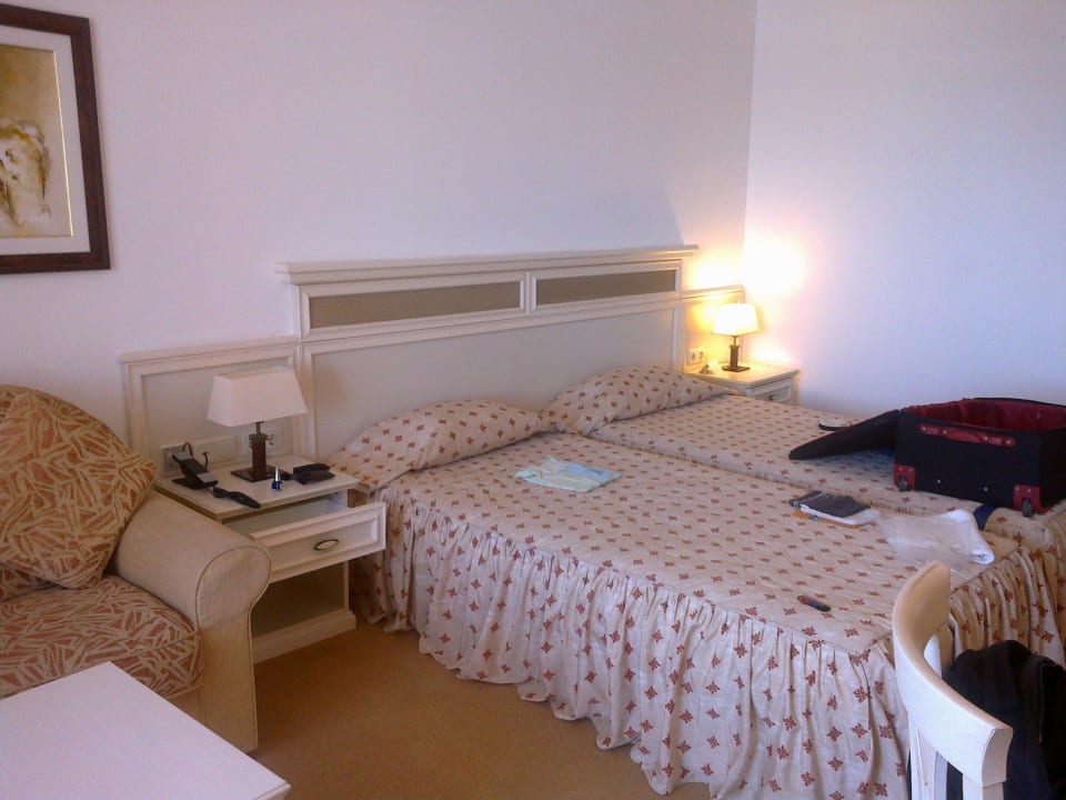 Super bequehm Helena Sands