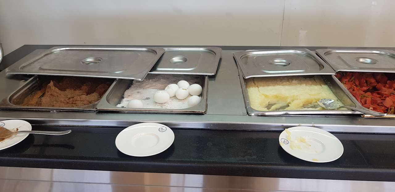 Nicht definierbares Frühstück Elysees Premier Resort