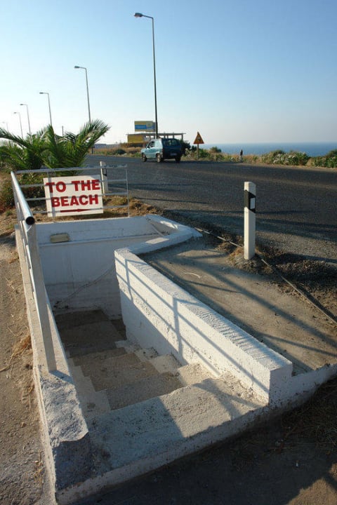 Unterführung Grand Hotel Holiday Resort