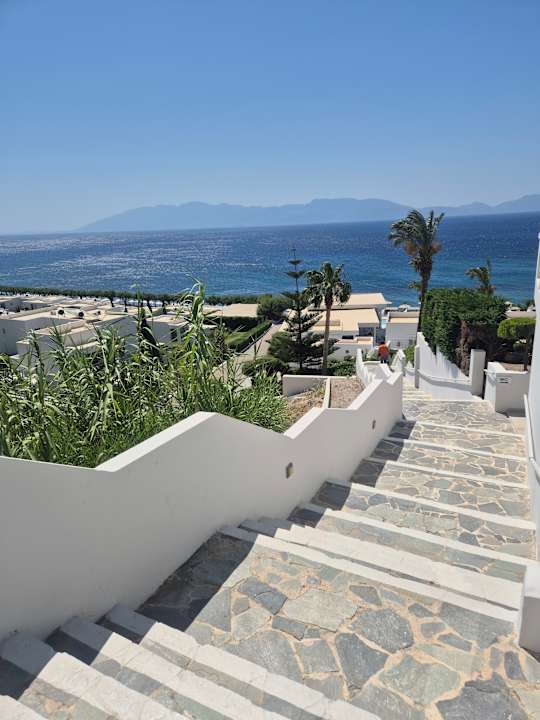 Außenansicht Dimitra Beach Hotel & Suites