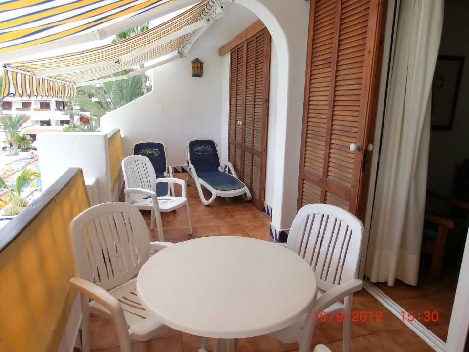 Balkon Parque Santiago III Official