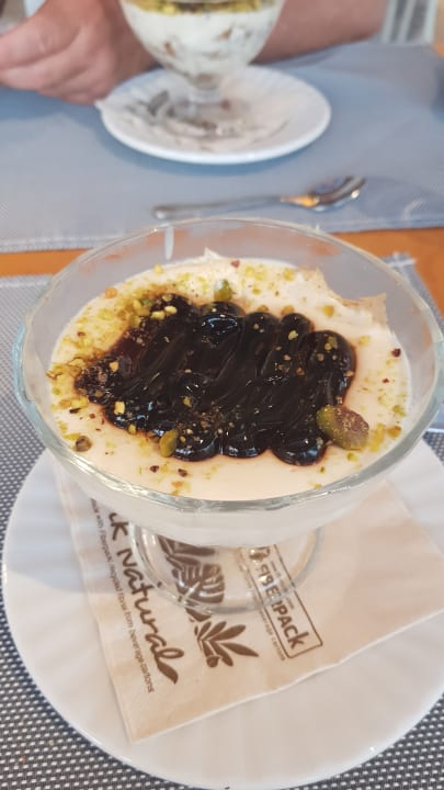 Gastro Anissa Beach & Village