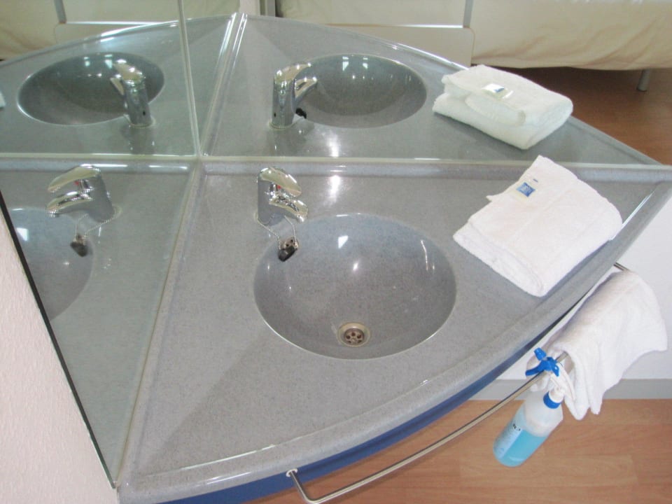 Waschecke ibis budget Salzburg Airport