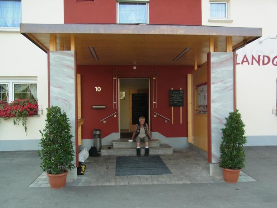 Eingangsbereich, sehr schön gestaltet Landgasthof Birkel