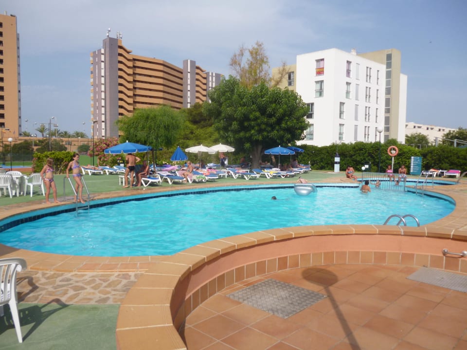 Pool BG Hotel Caballero