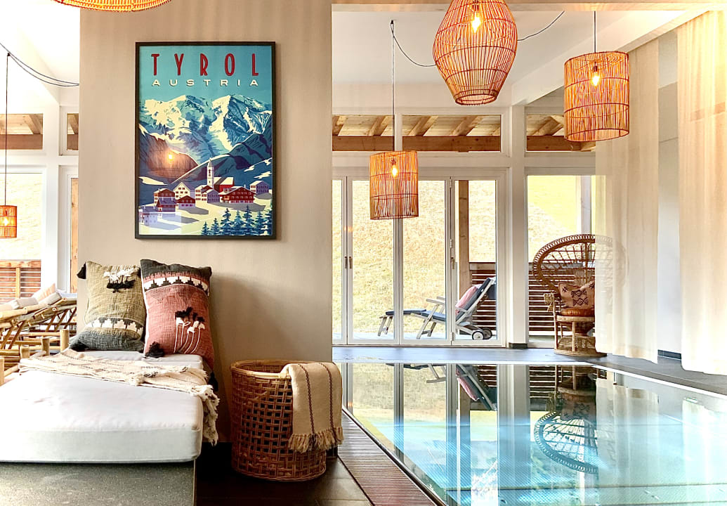 Pool Boutique Hotel Bellevue Lermoos