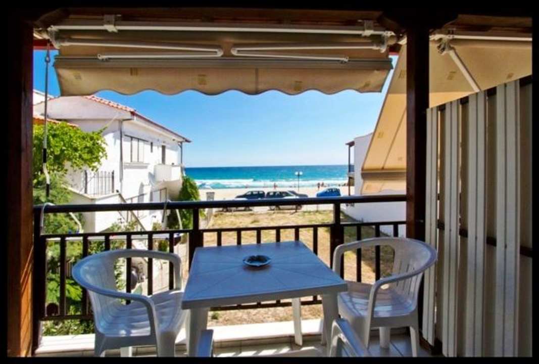 Sea view studios Haus Zogia