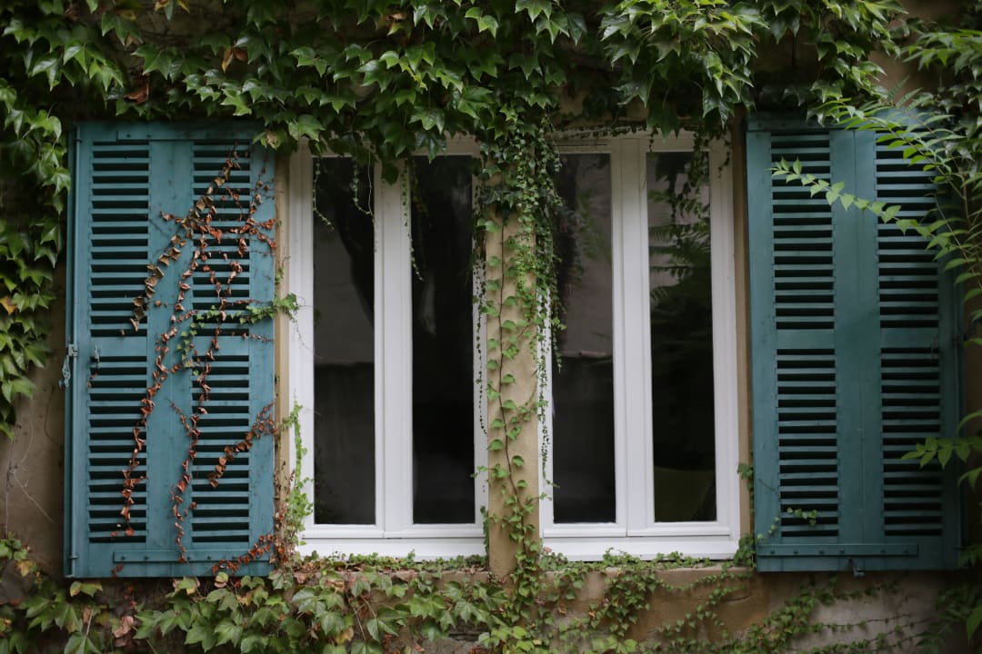 Zimmerfenster Hotel Le Prieure