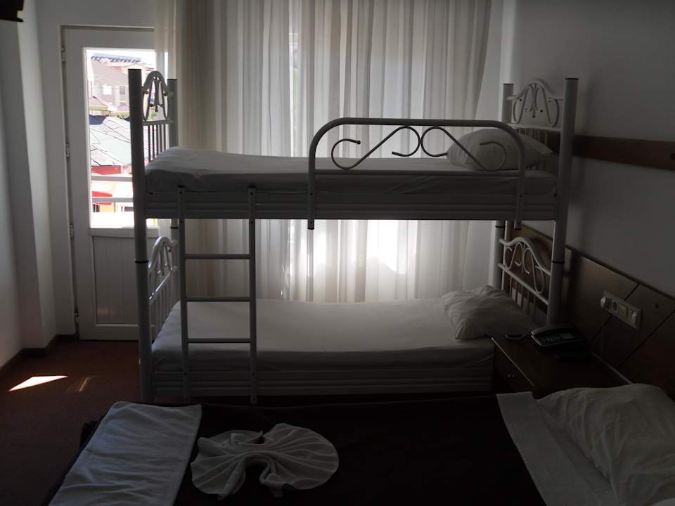 Hochbett Semoris Hotel